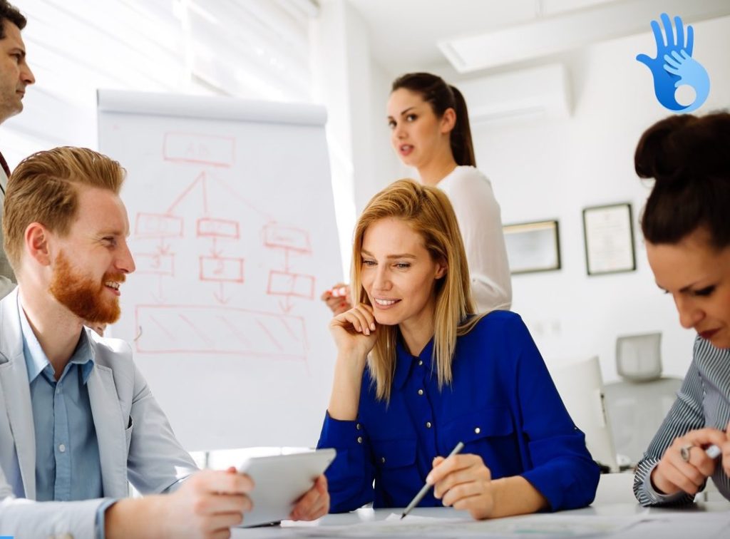 equipe de terapeutas aba em local de trabalho